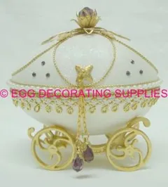 Cinderellas Jewel Box: decorated goose egg design