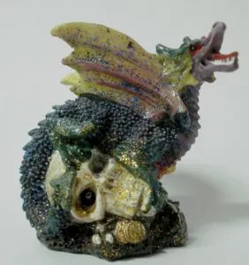 Dragon on Skull Small A, 50mm High (DRAG2C-A)
