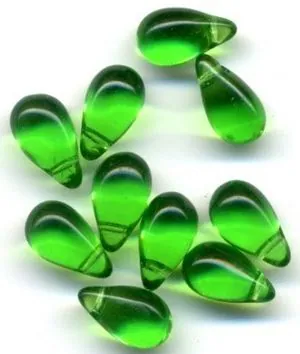 Glass Tear Drops Emerald, 17mm x 10mm Packet of 10 (GB129B)