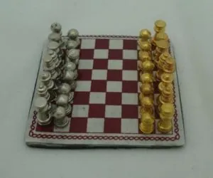 Mini Chess Set With Metal Pieces, 40mm x 40mm (MISC20)