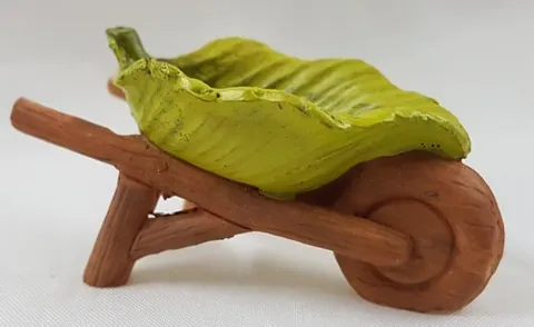 Mini Leaf Wheelbarrow, 60mm (6cm) Length x 30mm (3cm) Width x30mm (3cm) Height (MFG01)