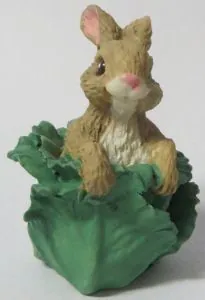 Miniatures Bunny in Cabbage, 45mm High x 36.5mm Wide (4.5cm High x 3.65cm Wide) (RAB07)