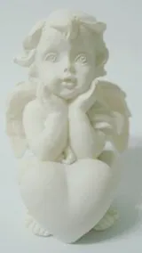 Miniatures- Cherub With Heart B, 60mm High x 40mm Wide (CHERH2B)