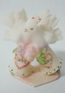 Miniatures Doves Small, 40mm High (DOVE-SMA)