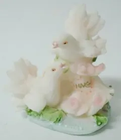 Miniatures Doves Small, 40mm High (DOVE-SMC)