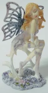 Miniatures Fairy On Flower, 70mm High x 40-45 Wide (FOF1F)