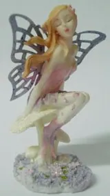 Miniatures Fairy On Mushroom, 70mm High x 40-45 Wide (FOM2A)