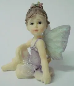 Miniatures -Fairy Sitting E, 45mm High (FAIS-E)