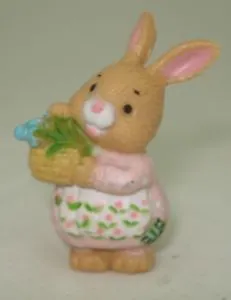 Miniatures - Girl Rabbit, 40mm High (4cm High) (RAB03)