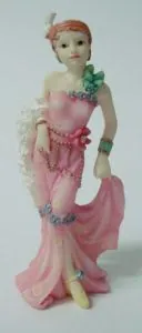Miniatures Lady, 65mm High (RC21)