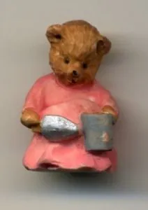 Miniatures - Micro Bear W/Shovel & Pot, 25mm High (MICRO34)