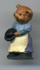 Miniatures - Micro Bear With Black Hat, 25mm High (MICRO24)