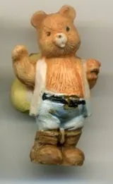 Miniatures - Micro Bear With Swag, 30mm High (MICRO04)