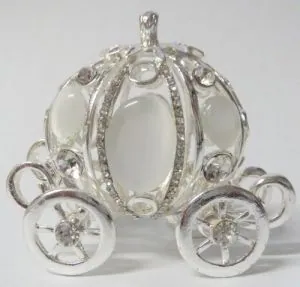 Miniatures Mini Coach Silver/White Stone, 55 High x 60mm Wide (5.5cm High x 6cm Wide) (MW12)