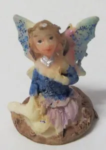 Miniatures Mini Magic Fairy B, 30mm (3cm High) (MINFAIGB)