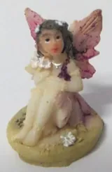 Miniatures Mini Magic Fairy C, 30mm (3cm High) (MINFAIGC)