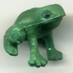 Miniatures - Plastic Green Frog, 18mm High (1.8cm High) (MA01)