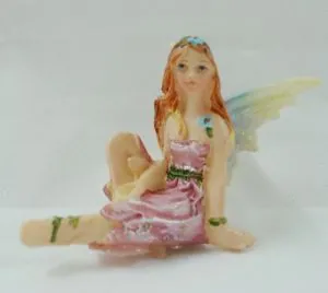 Miniatures Tiny Fairy, 30mm High (FAIRYPEG-B)