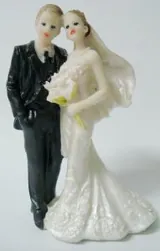 Miniatures Wedding Couple Small, 90mm High x 60mm Wide (WC-S)