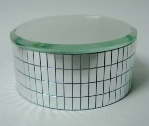 Mirror Tiled Round Display Small, Small 60mm Diameter (6cm Diameter) (DB01)