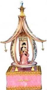 Musical Geisha Girl: decorated goose egg design