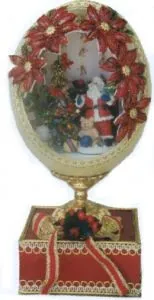 Ostrich Egg Xmas Time: decorated ostrich egg design