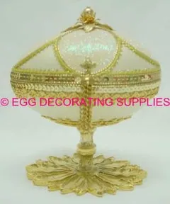 Pandoras Box: decorated goose egg design