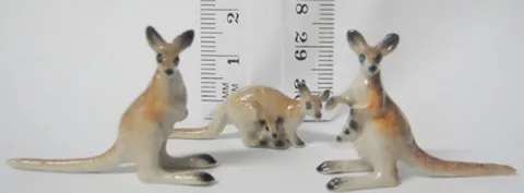 Porcelain Kangaroo Brown Mini Set 3, 15-25mm High (MPOR11)