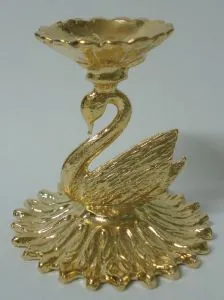 Stand Gold Plated Metal Stand (SG19)