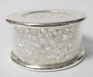 Stand Silver W/Crystal Rhinestones, 30mm (3cm) Diameter Circle (SG57SV)