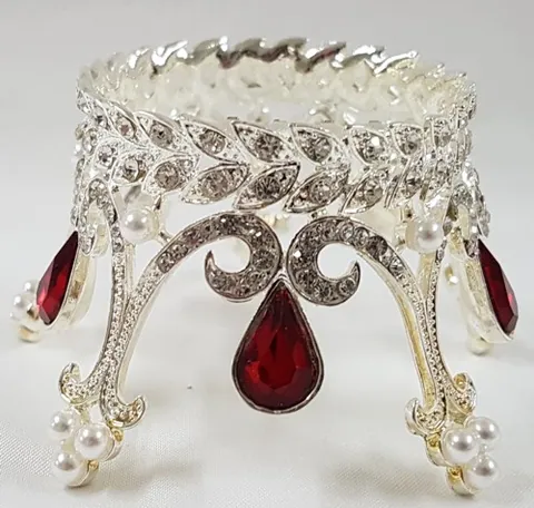 Stand Silver W/Siam Pearl Stones, 45mm (4.5cm) Height (SE53SIAM)