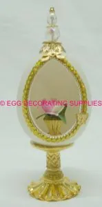 The Rose: decorated guinea fowl egg design