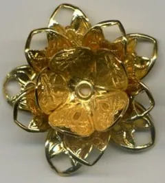 Three Tier Rose LG - Finding, 39mm Diameter (F104)